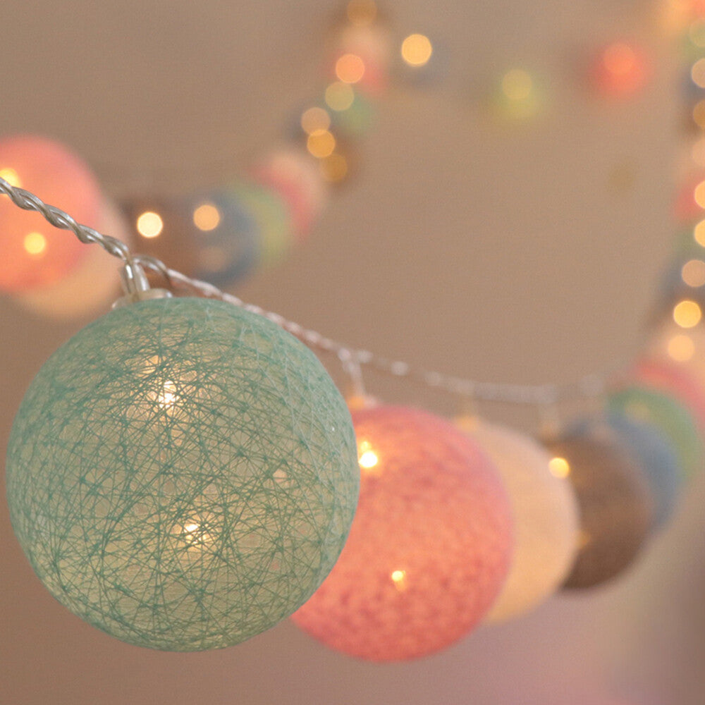 20 LED Cotton Ball Globe Garland String Fairy Lights Bedroom Wedding Home Decor