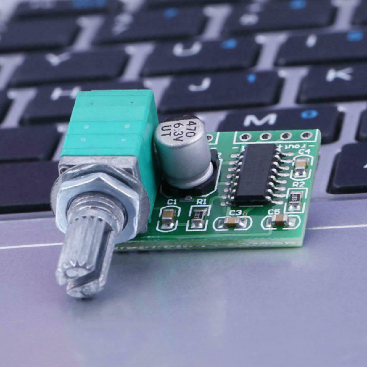 PAM8403 5V Mini Digital Audio Amplifier Board Module With Switch Potentiometer