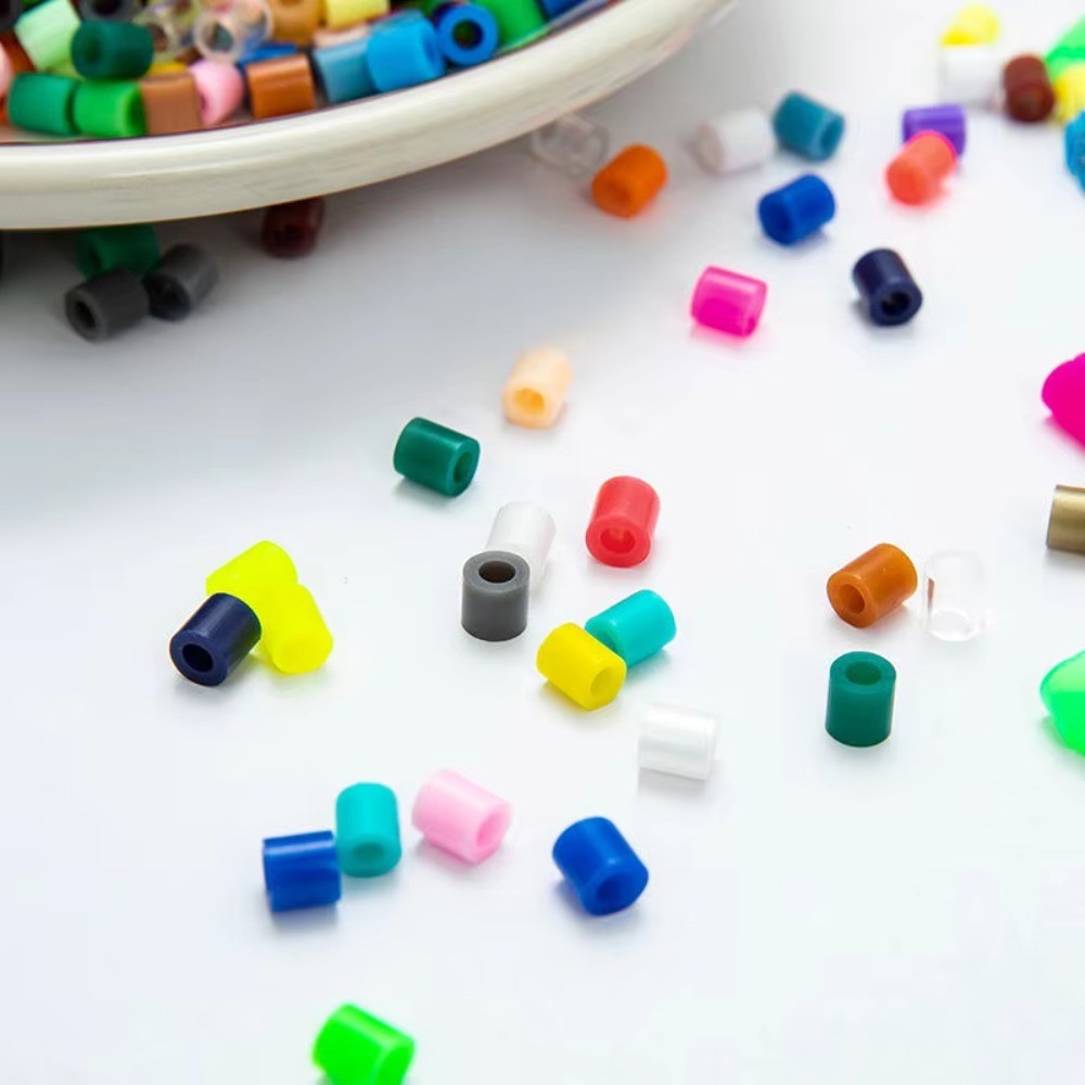 1000pcs 2.6mm Mini Perler Hama Beads 3D Puzzle Beads  Children Learning